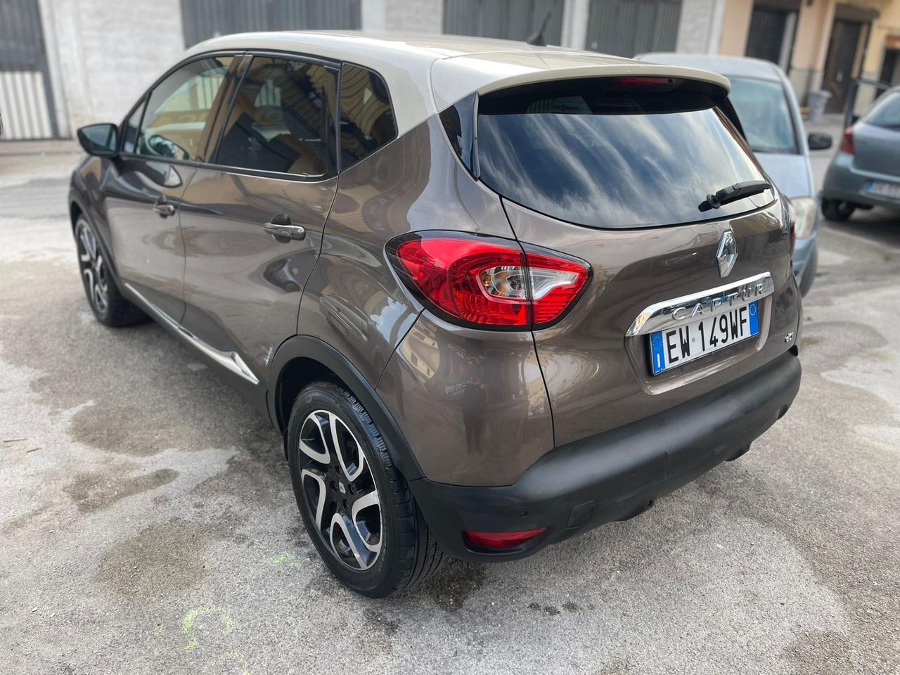 Renault Captur 1.5 Diesel cambio Automatico – Anno 2015