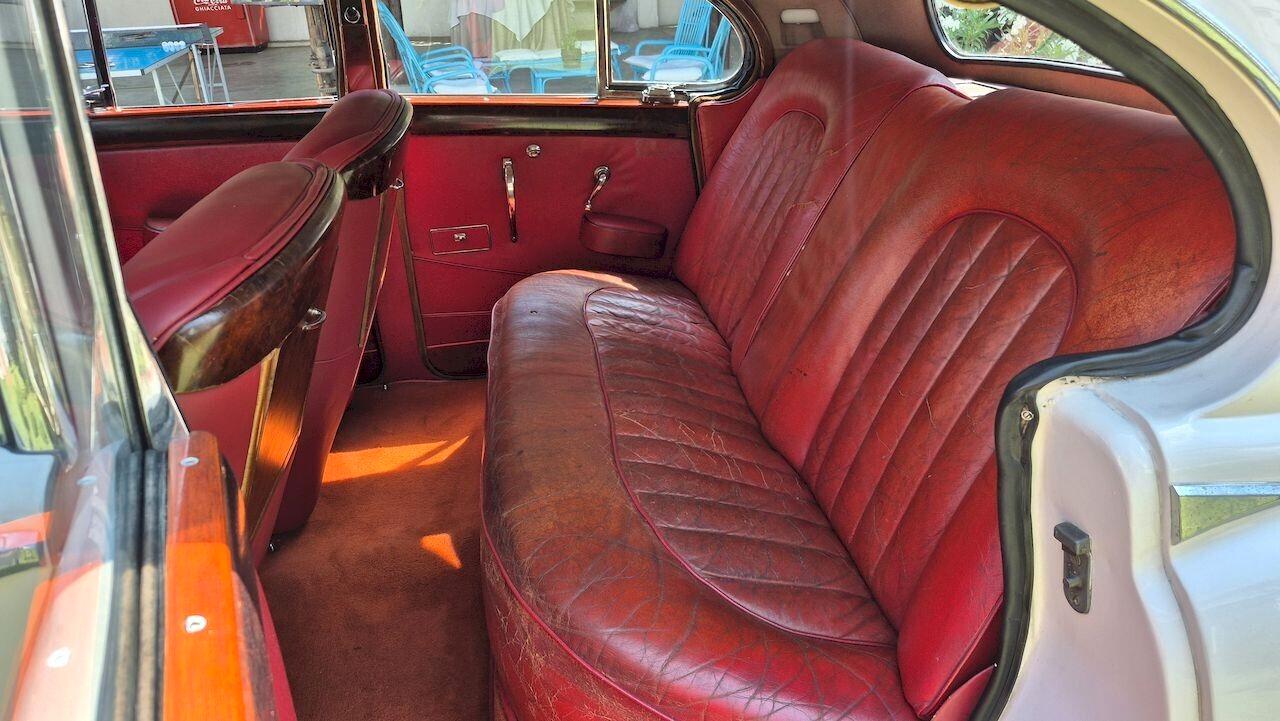 Jaguar Mark IX Saloon MK 9 – 1960 - SUMMER PRICE