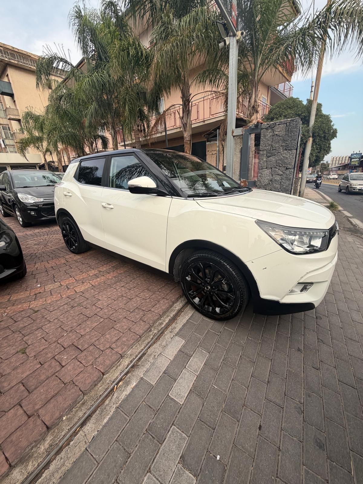 Ssangyong Tivoli 1.6d 2WD Be Visual Hot Aebs PREZZO 5500