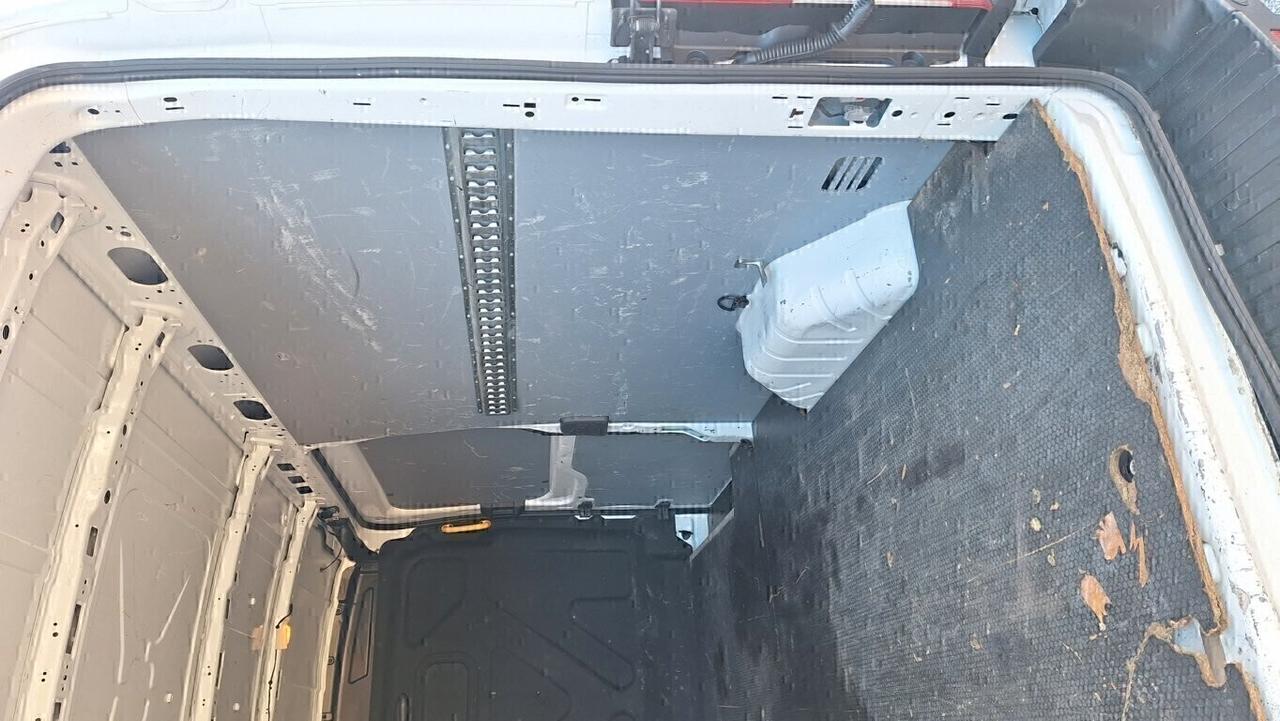 Ford Transit 350 L3H2 2.0TDCiEcoBlue 170 RWD