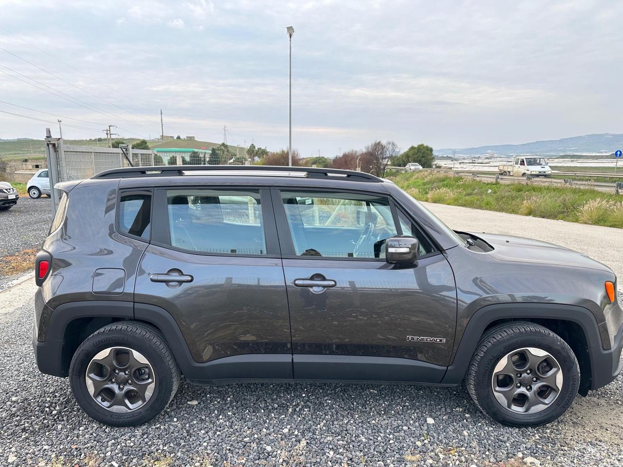 Jeep Renegade 1.6 Mjt 120 CV Longitude