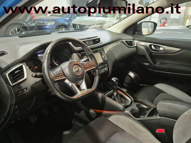 NISSAN Qashqai 1.2 DIG-T N-Connecta