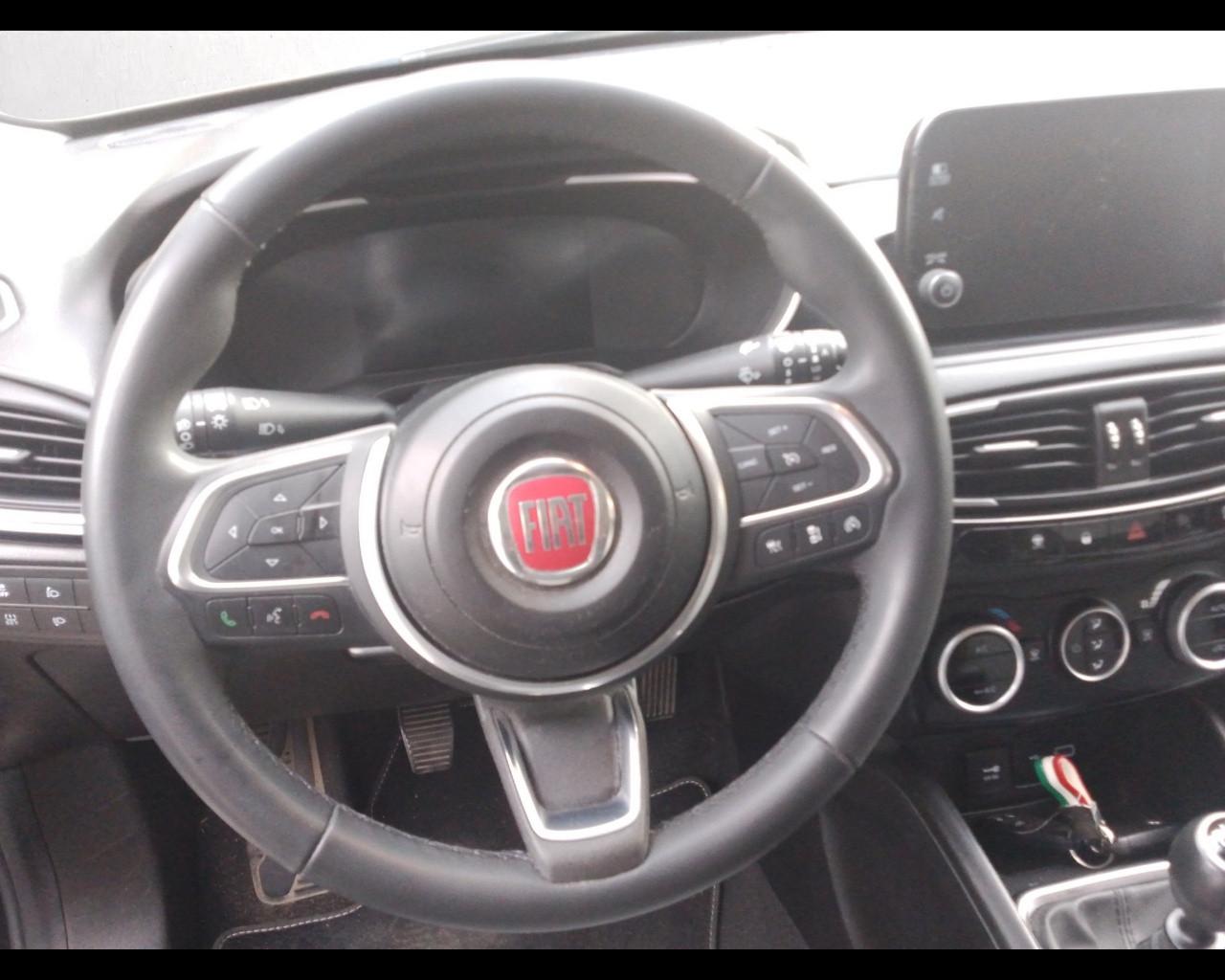 FIAT TIPO - Tipo 1.6 Mjt S&S 5 porte Cross