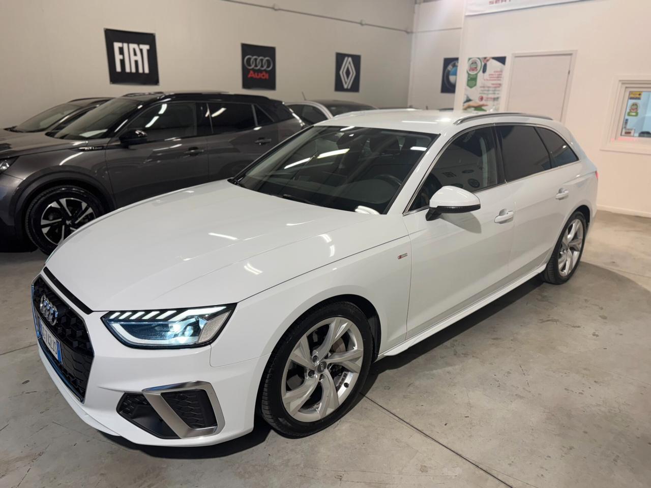 Audi A4 Avant 40 TDI S tronic line edition
