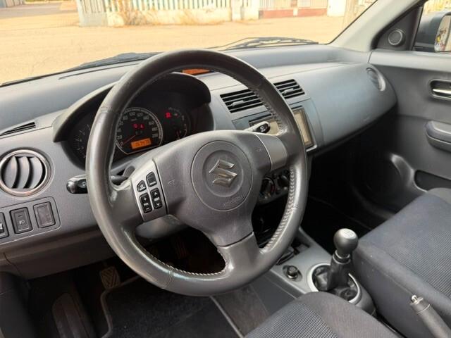 Suzuki Swift 1.3 4x4 5p. GL