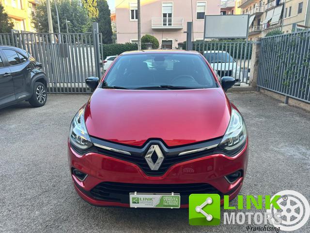 RENAULT Clio Itens
