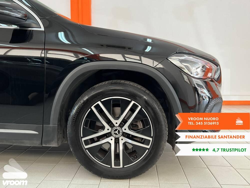 MERCEDES GLA (H247) GLA 220 d Automati...