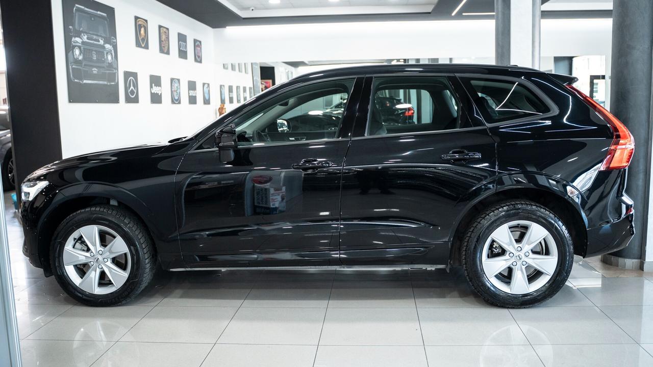 Volvo XC 60 XC60 B4 D 2.0 GEARTRONIC MOMENTUM SPORT LED NAVI FULL OPTIONAL