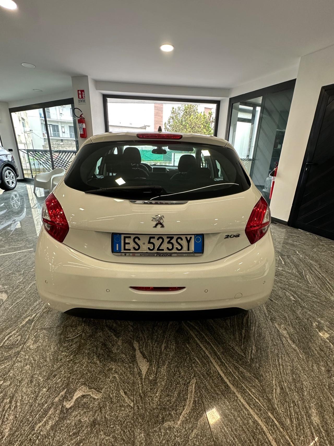 Peugeot 208 1.2 VTi 82 CV 5 porte Allure