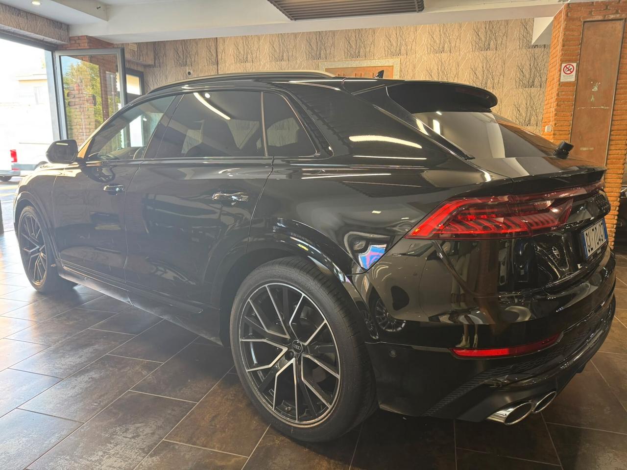 Audi Q8 SQ8 TFSI quattro tiptronic