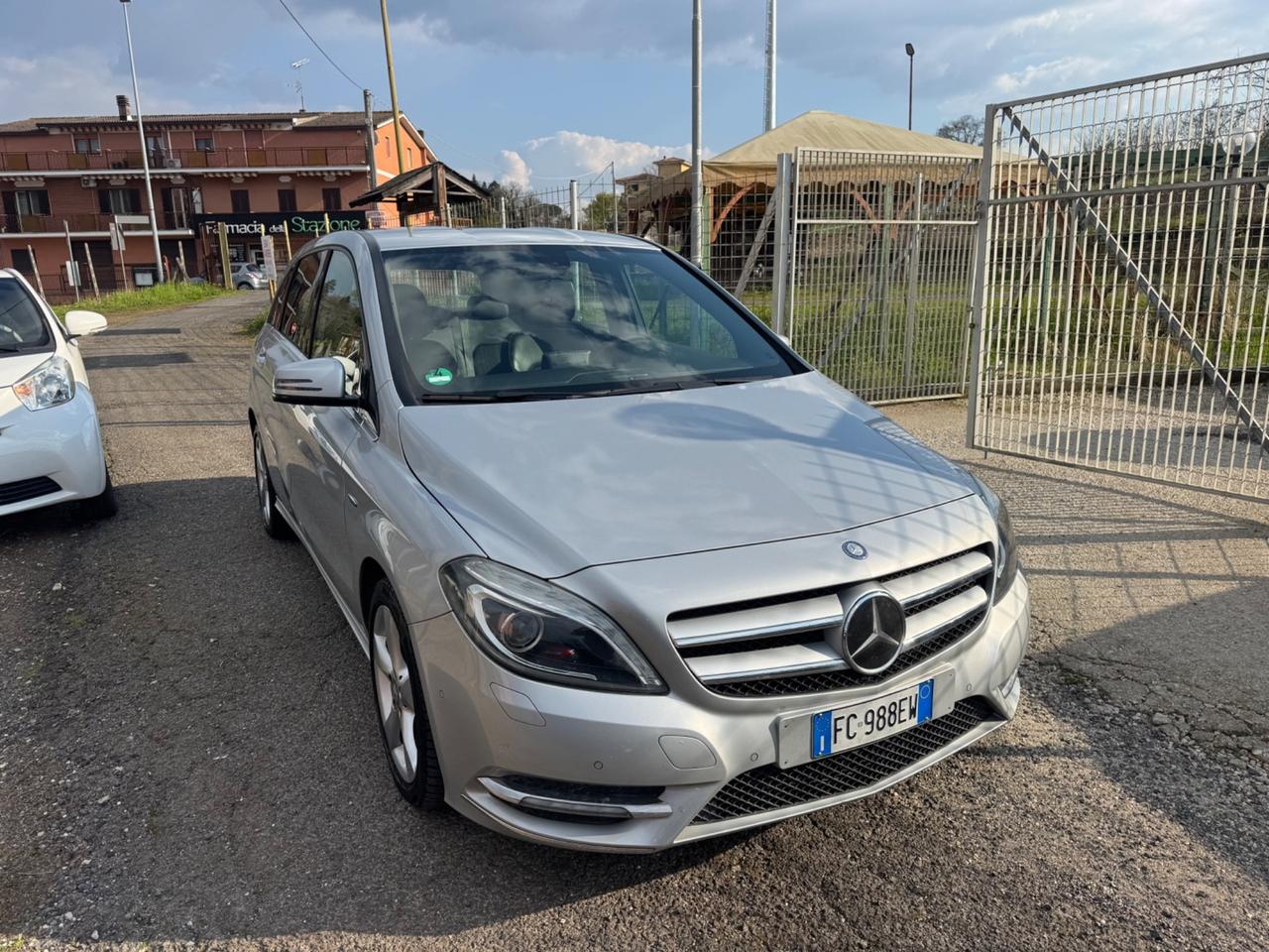 Mercedes-benz B 180 CDI BlueEFFICIENCY Premium