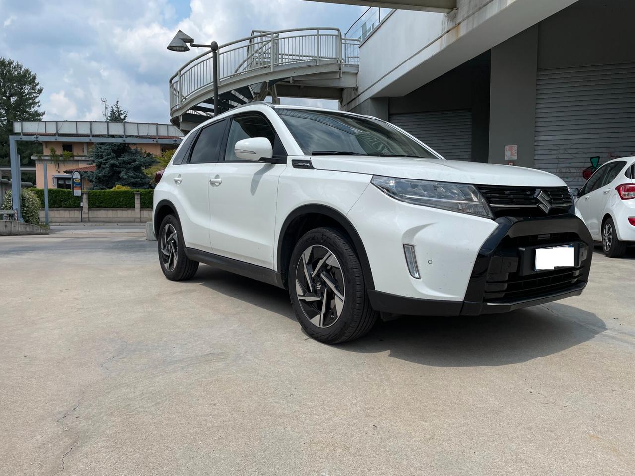 Suzuki Vitara 1.5 140V Hybrid A/T Starview