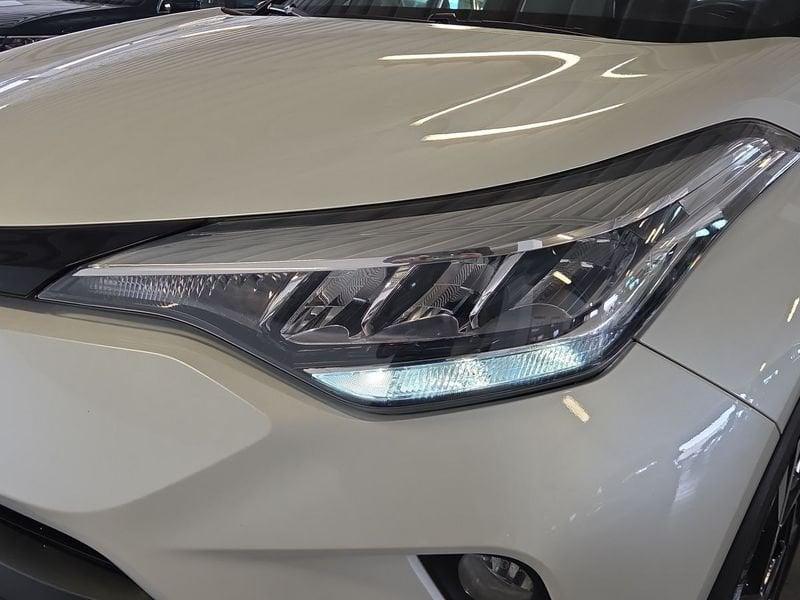 Toyota C-HR (2016-2023) 1.8 Hybrid E-CVT Trend