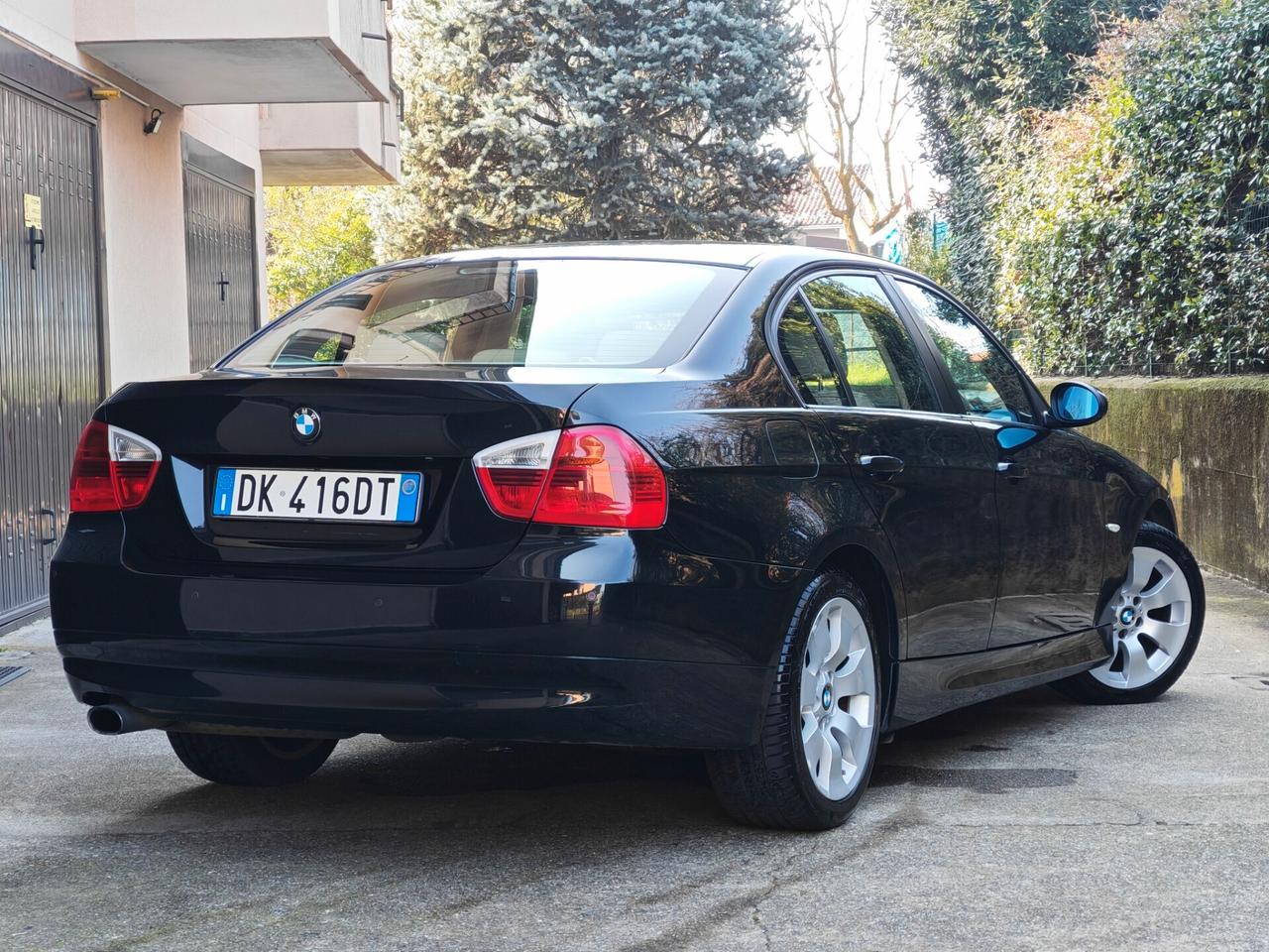 BMW 318i 2.0 BENZINA 143cv / Uniproprietario