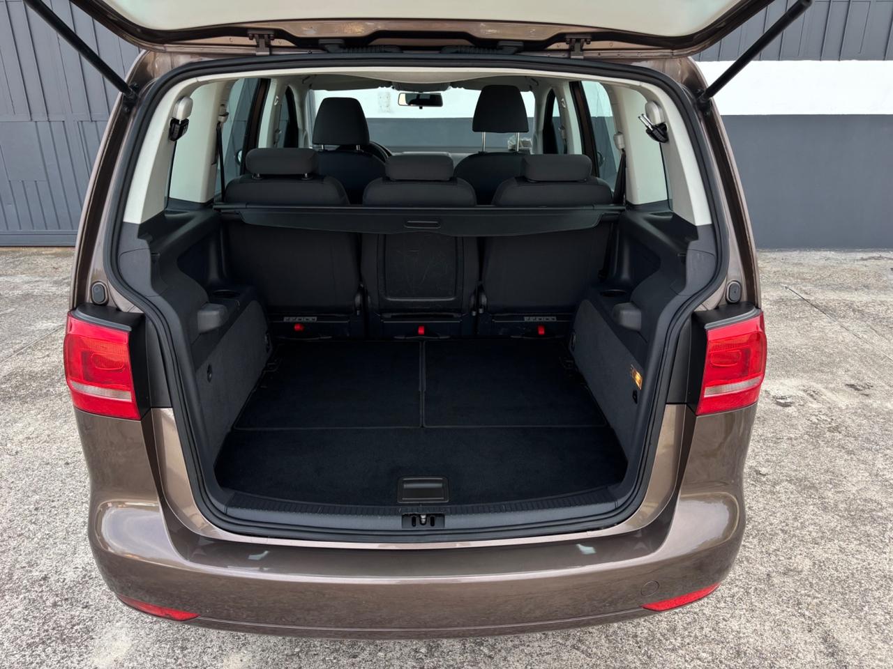 Volkswagen Touran 1.6 TDI 7 posti. Garanzia