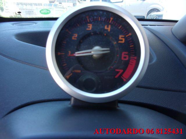 RENAULT Twingo 1.2 16V Quickshift Initiale