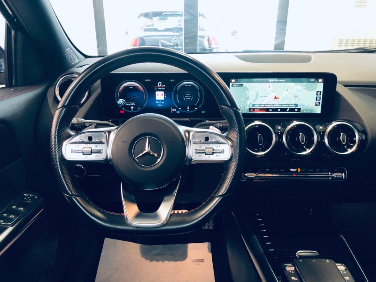 Mercedes-benz GLA 200 d amg Premium nero