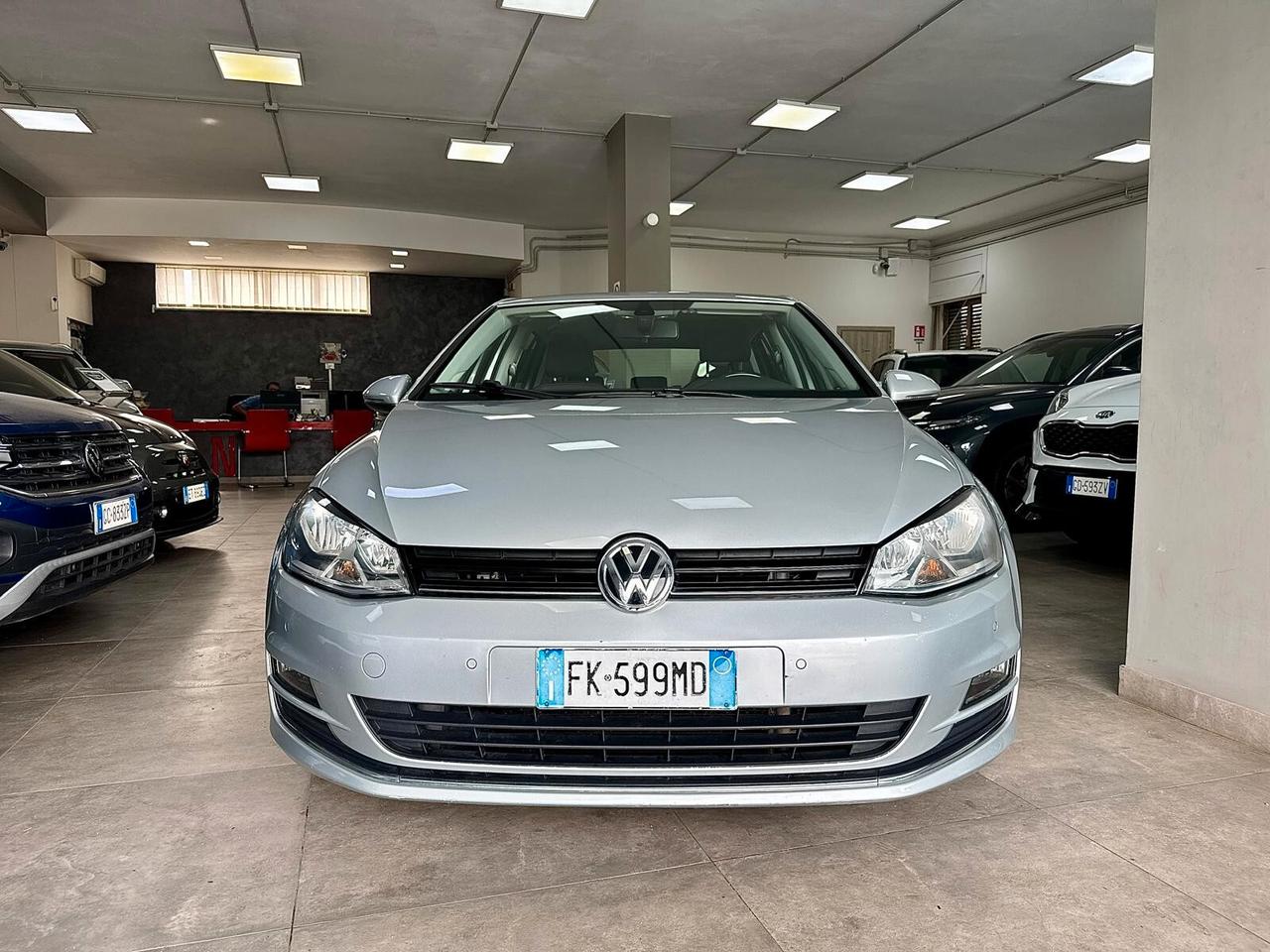 Volkswagen Golf 1.6 TDI 110CV DSG 5p. Highline 2017