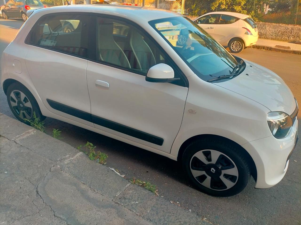 Renault Twingo SCe Live