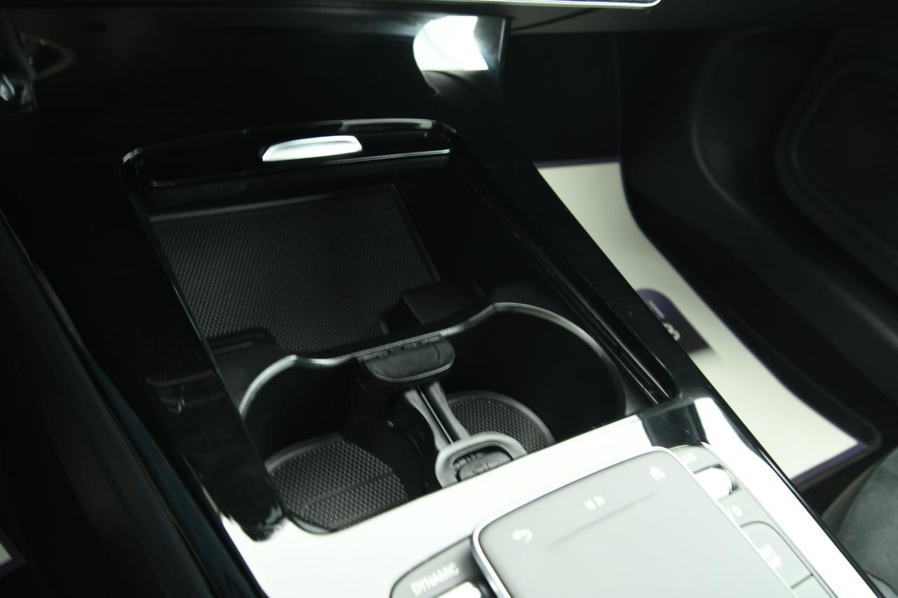 Mercedes-Benz A 250 e phev (eq-power) Premium auto CAMERA+APP CONNECT+C18"
