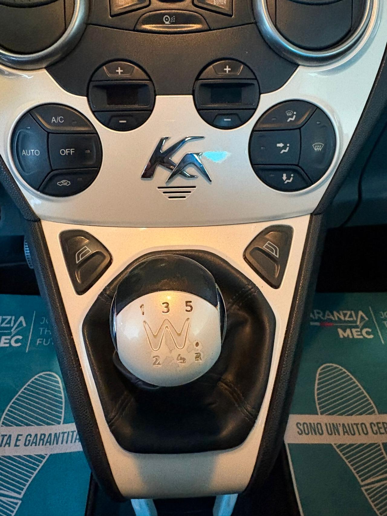 Ford Ka, Clima automatico e sensori di parcheggio