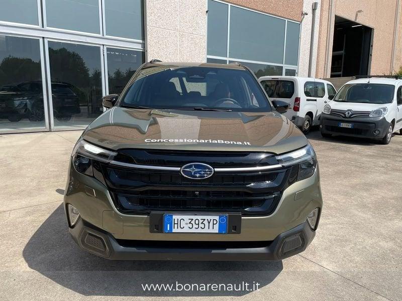 Subaru Forester 2.0 e-Boxer Premium auto