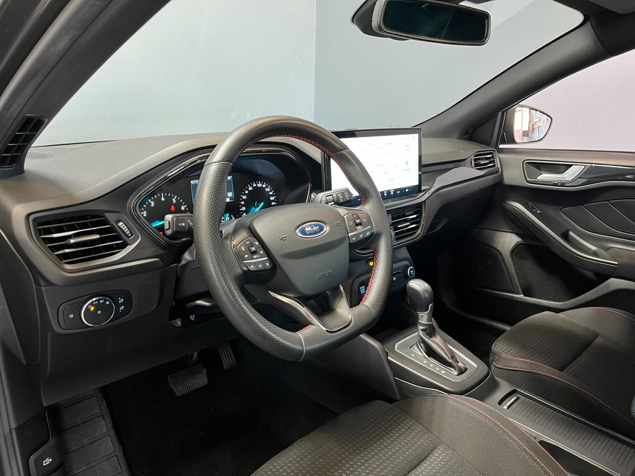 Ford Focus 1.0cc HYBRID 125cv ST-LINE C/AUTOMATICO