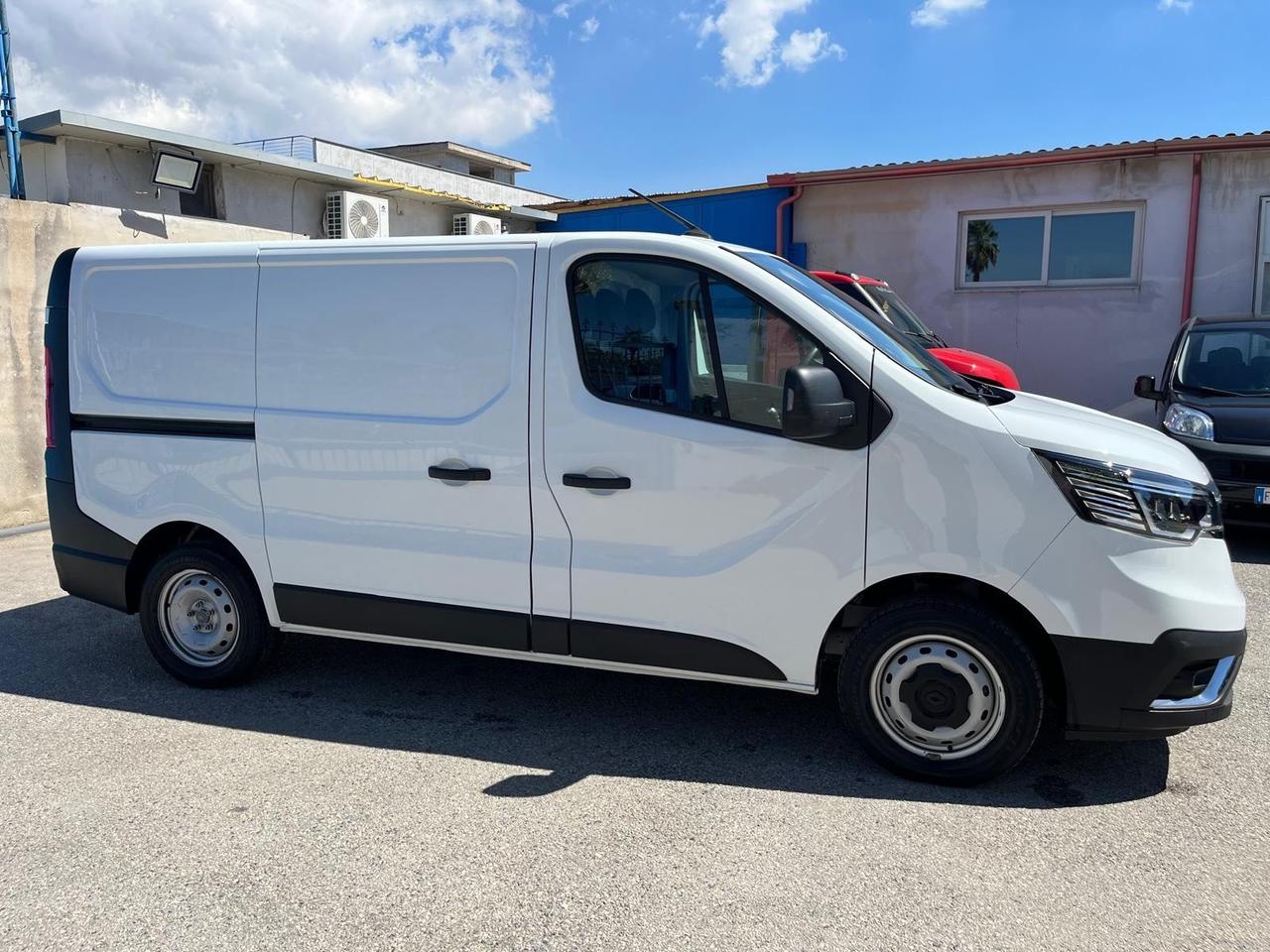Renault trafic cargo-2.0 dci-2022