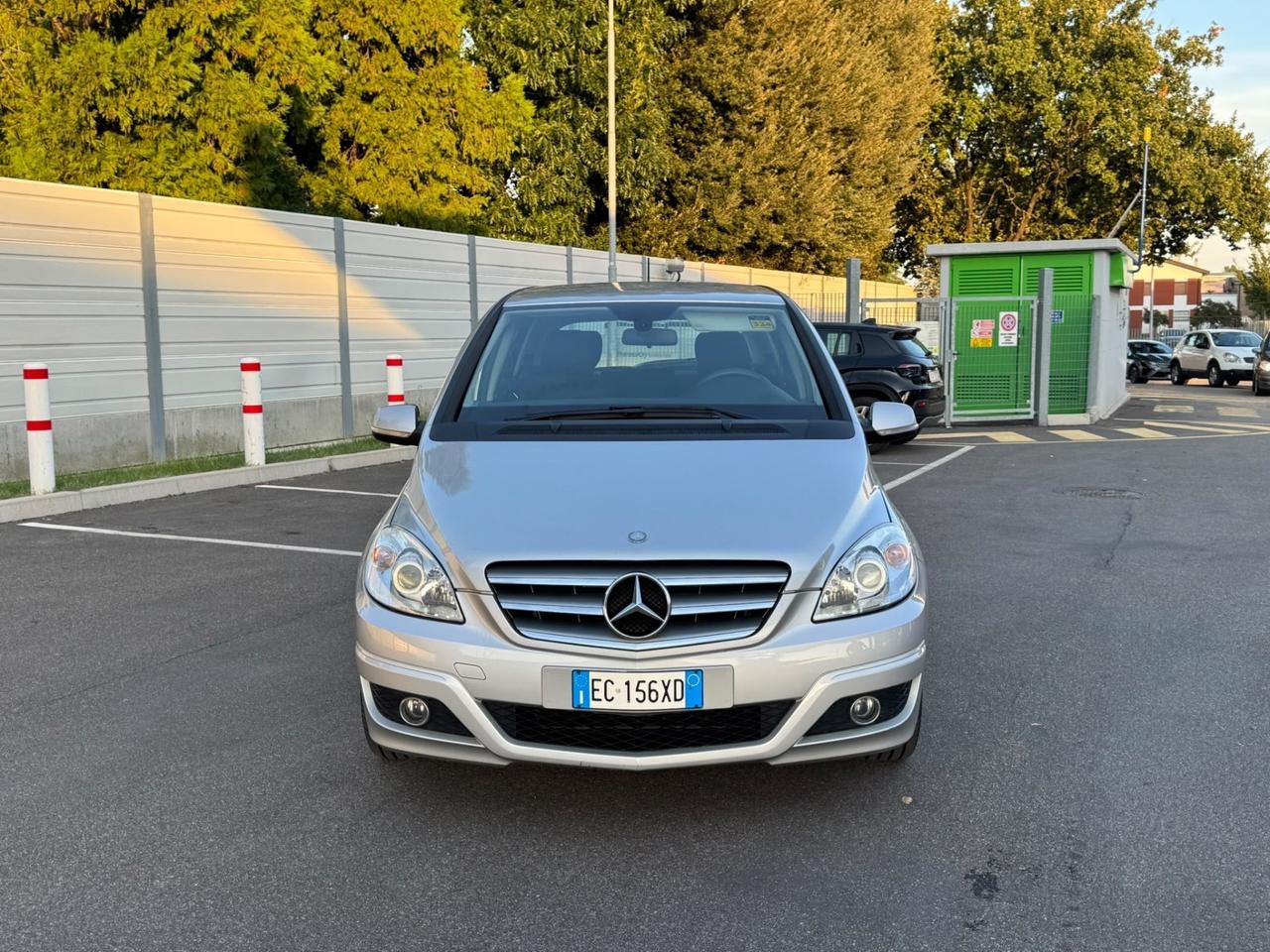 B 180 BlueEFFICIENCY Sport