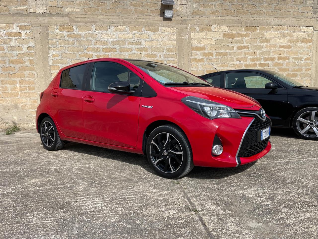 TOYOTA YARIS 1.5 HYBRID 5 PORTE STYLE