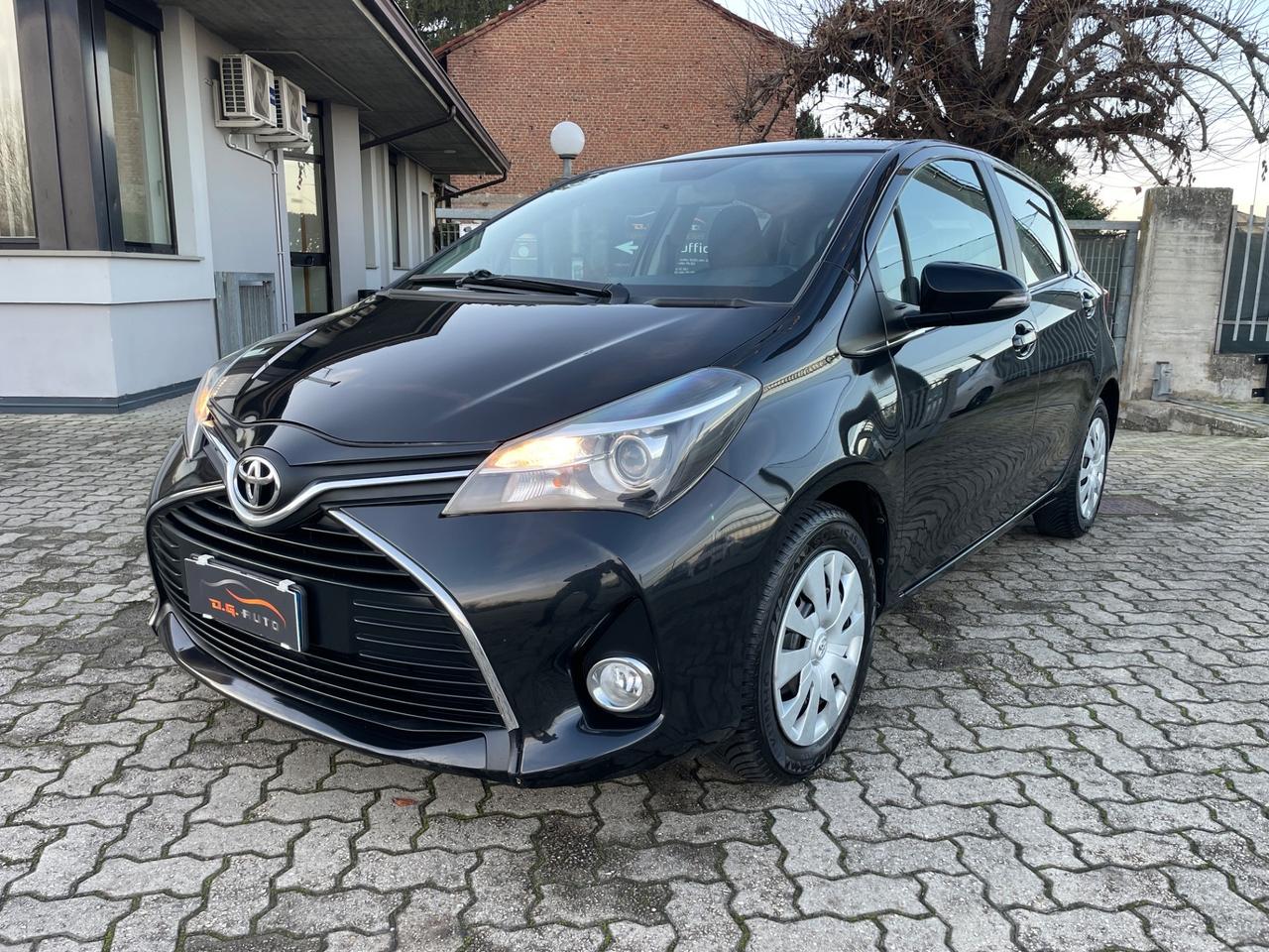 Toyota Yaris 1.0 5 porte Lounge