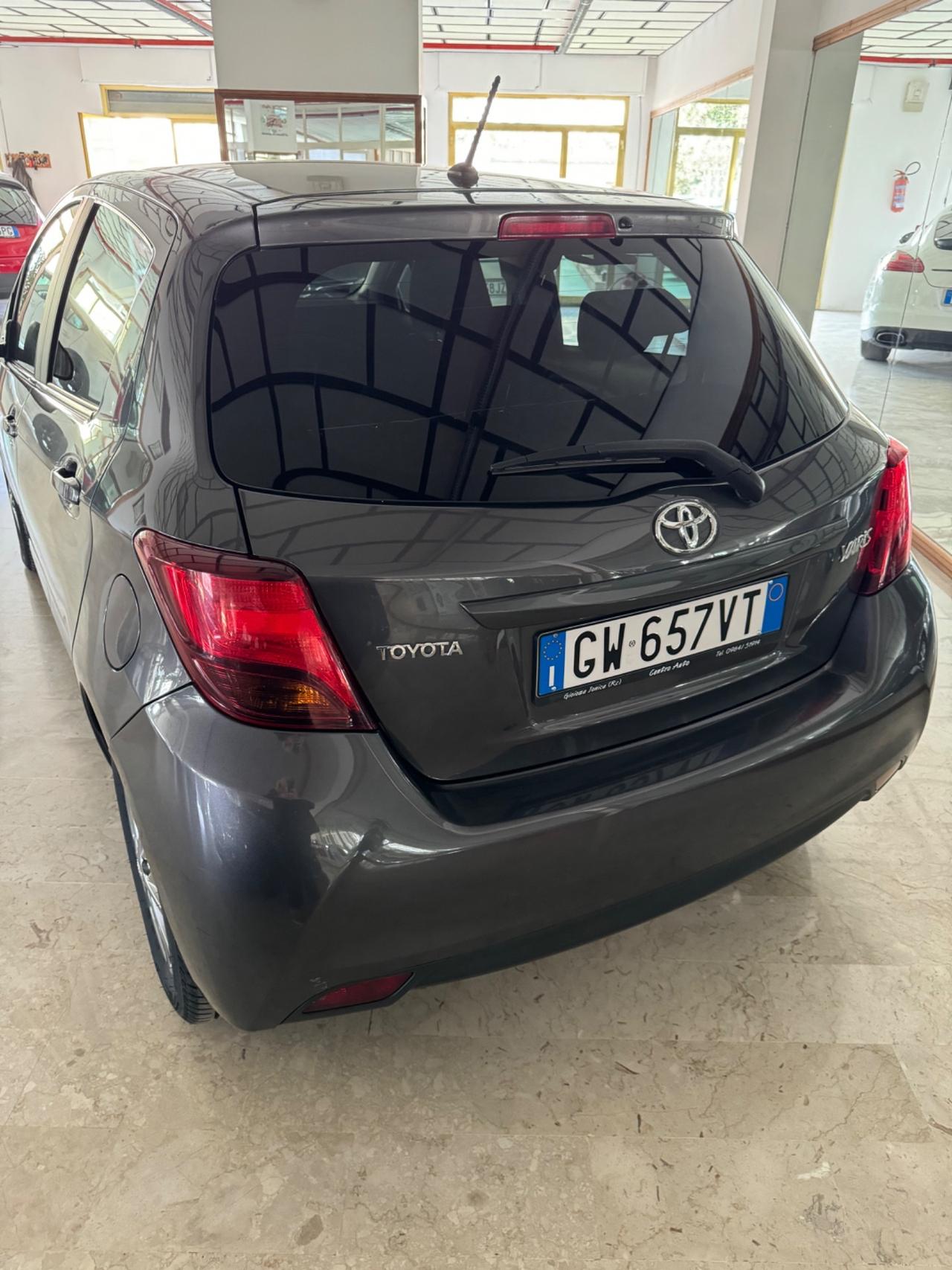 Toyota Yaris 1.4 D-4D 5 porte Lounge