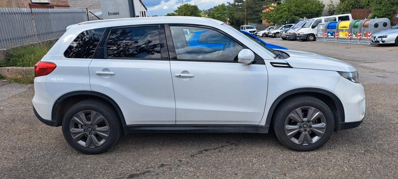 Suzuki Vitara 1.6 DDiS 4WD AllGrip DCT V-Top