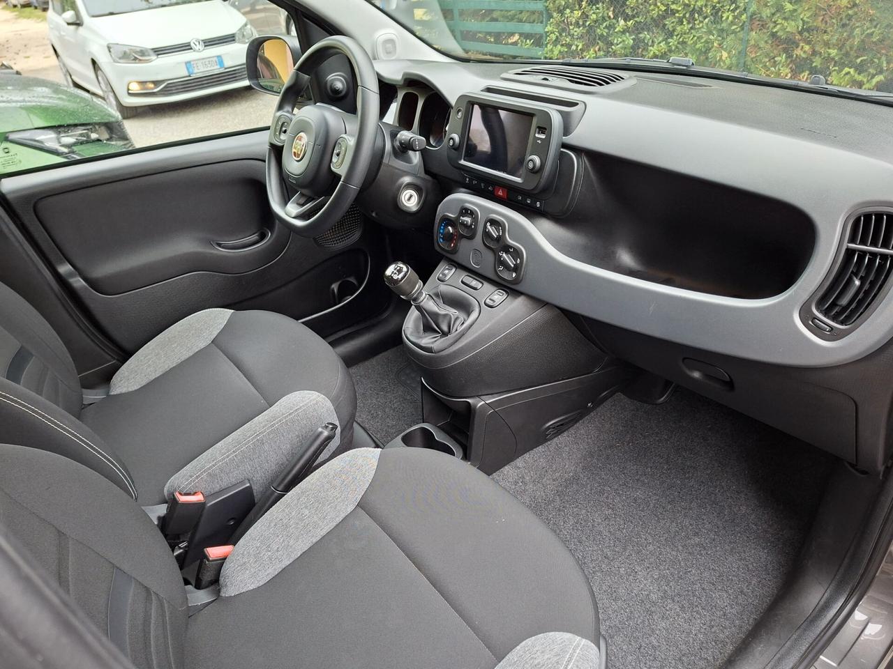 Fiat Panda 1.0 70CV CITY LIFE UCONNECT + CARPLAY