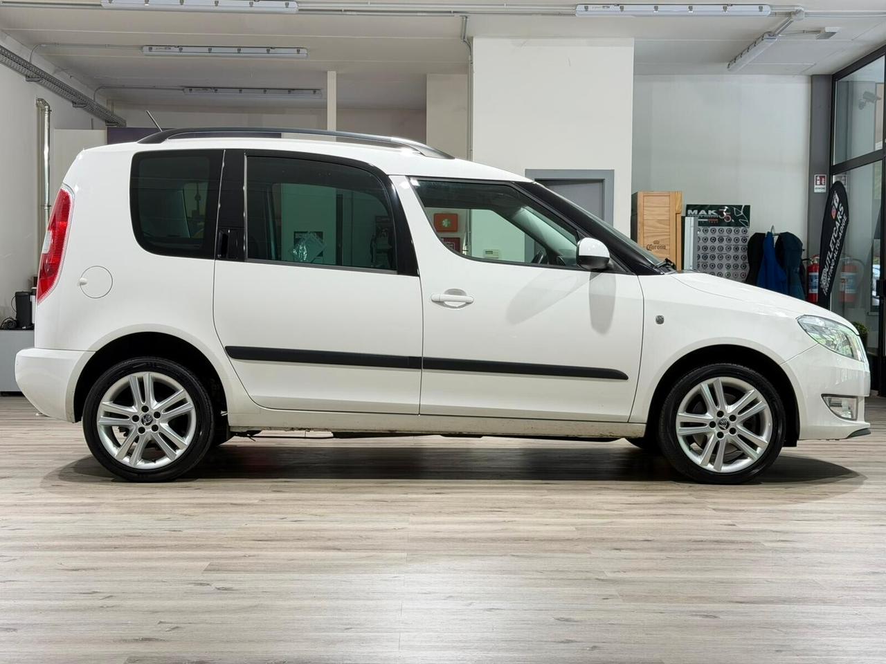 SKODA ROOMSTER 1.6TDI 90cv UNICOPROPRIETARIO