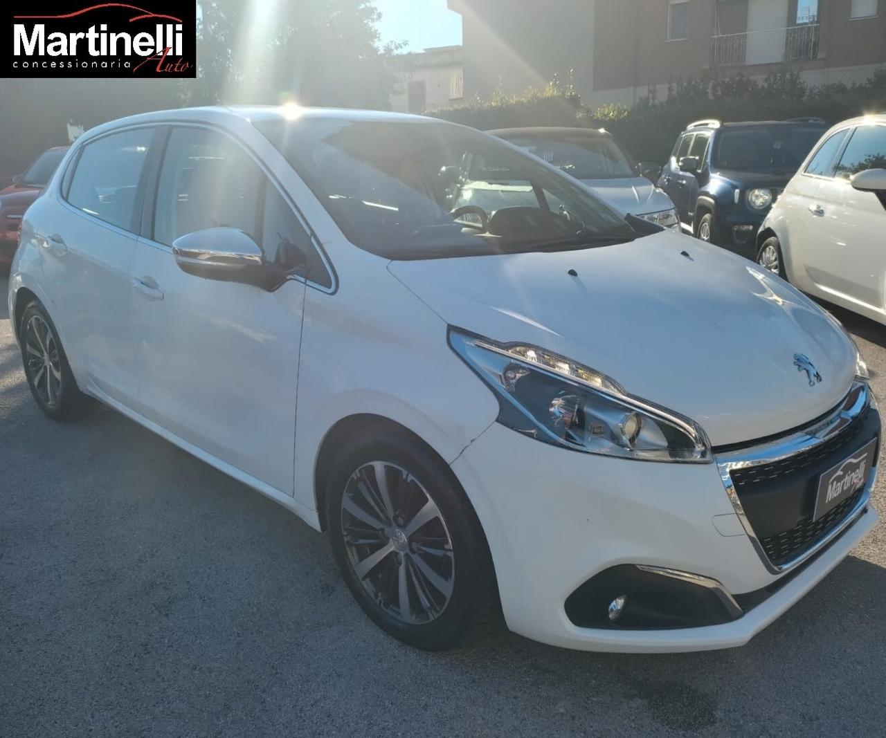 Peugeot 208 BlueHDi 100 5 porte Allure