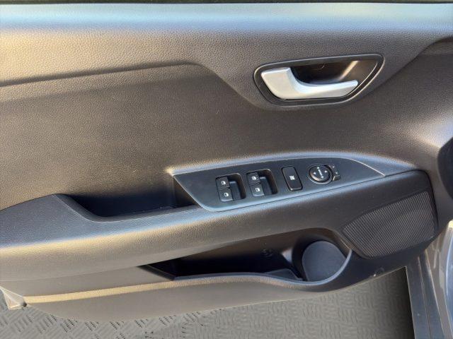 KIA Stonic 1.2 DPI 84CV