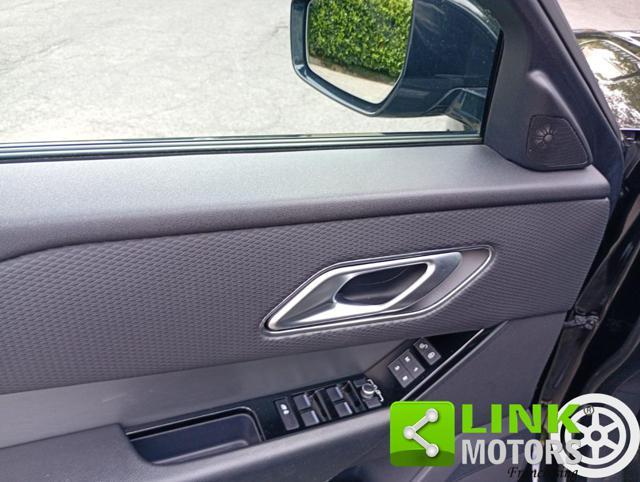 LAND ROVER Range Rover Velar 2.0 Si4 250 CV R-Dynamic S