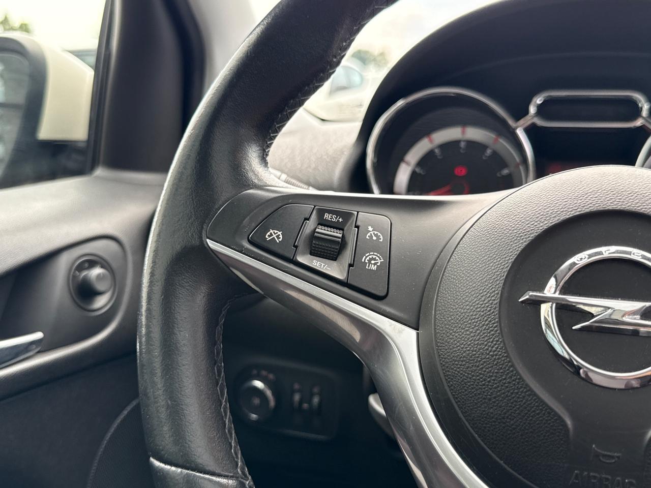 Opel Adam 1.4 87 CV GPL Tech Glam