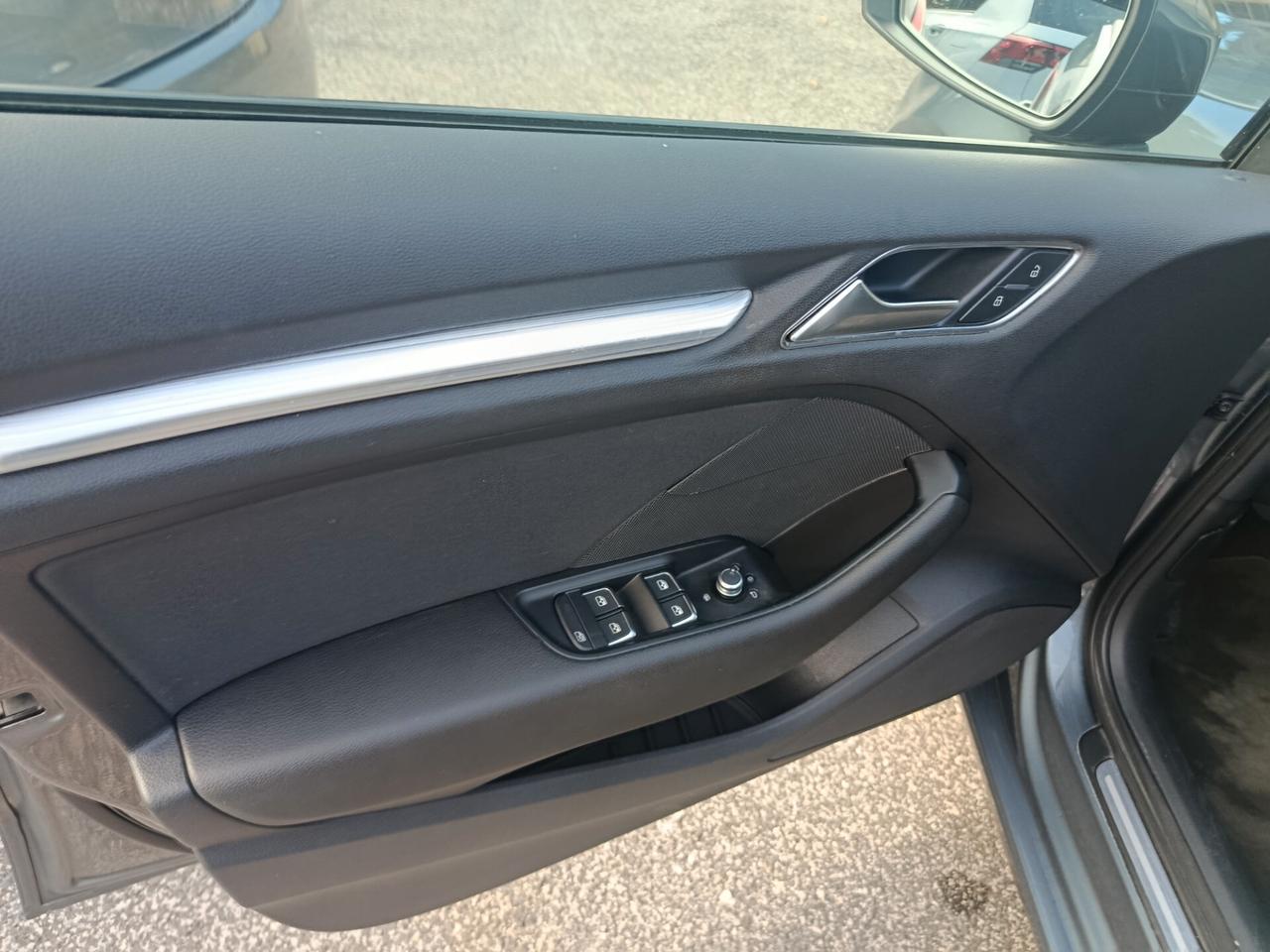 Audi A3 1.6 TDI 116 CV S tronic Sport