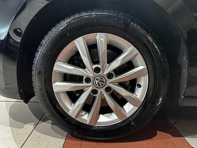 Volkswagen Touran 3ª serie 1.6 TDI DSG Business BlueMotion Technology