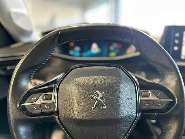 Peugeot 208 motore elettrico 136 CV 5 porte Allure Pack