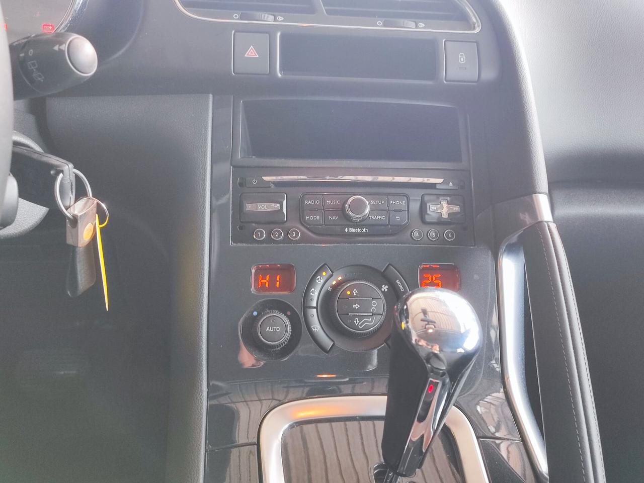 Peugeot 3008 1.6 HDi 115CV Business