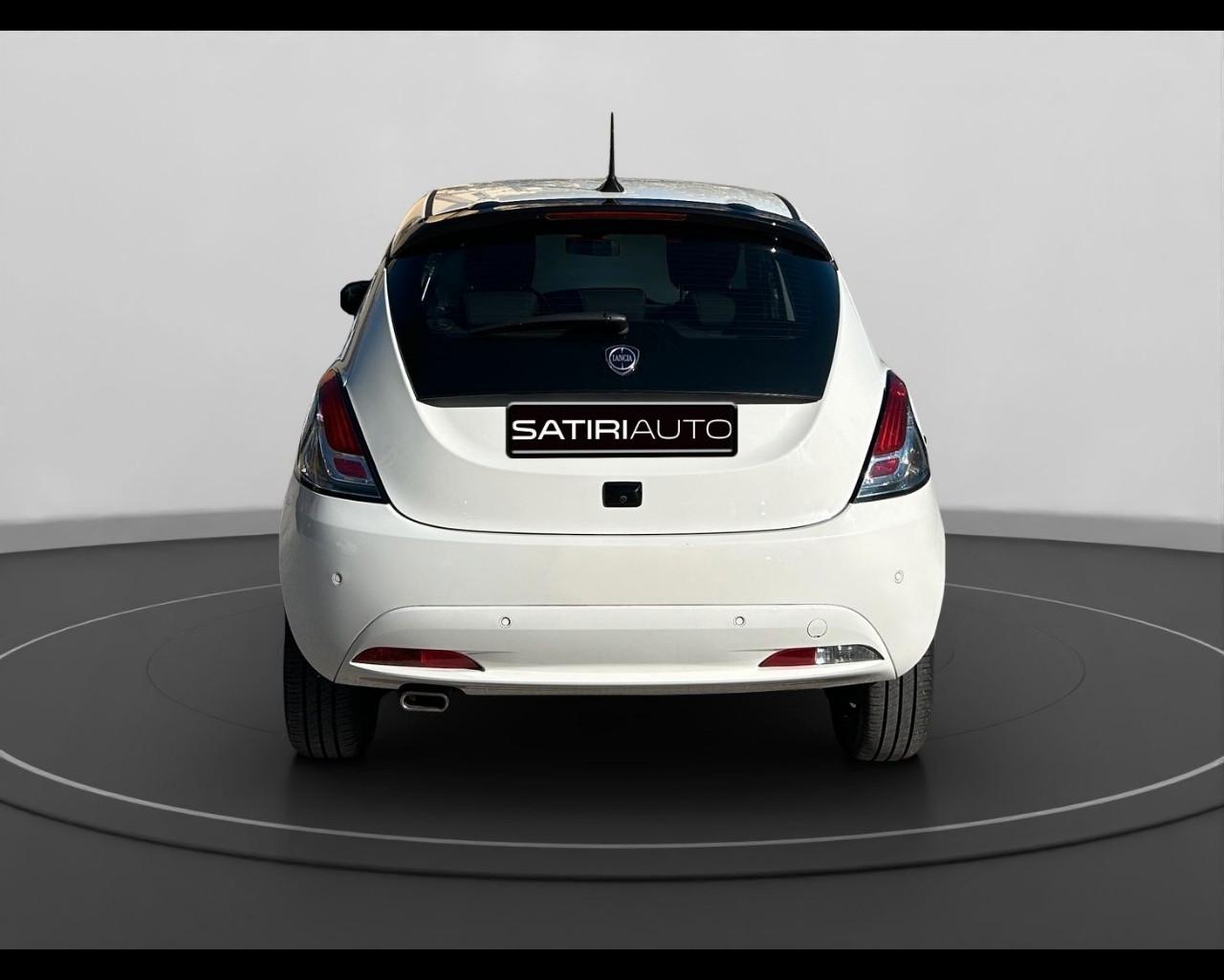 LANCIA Ypsilon III 2021 - Ypsilon 1.0 firefly hybrid Platino s&s 70cv