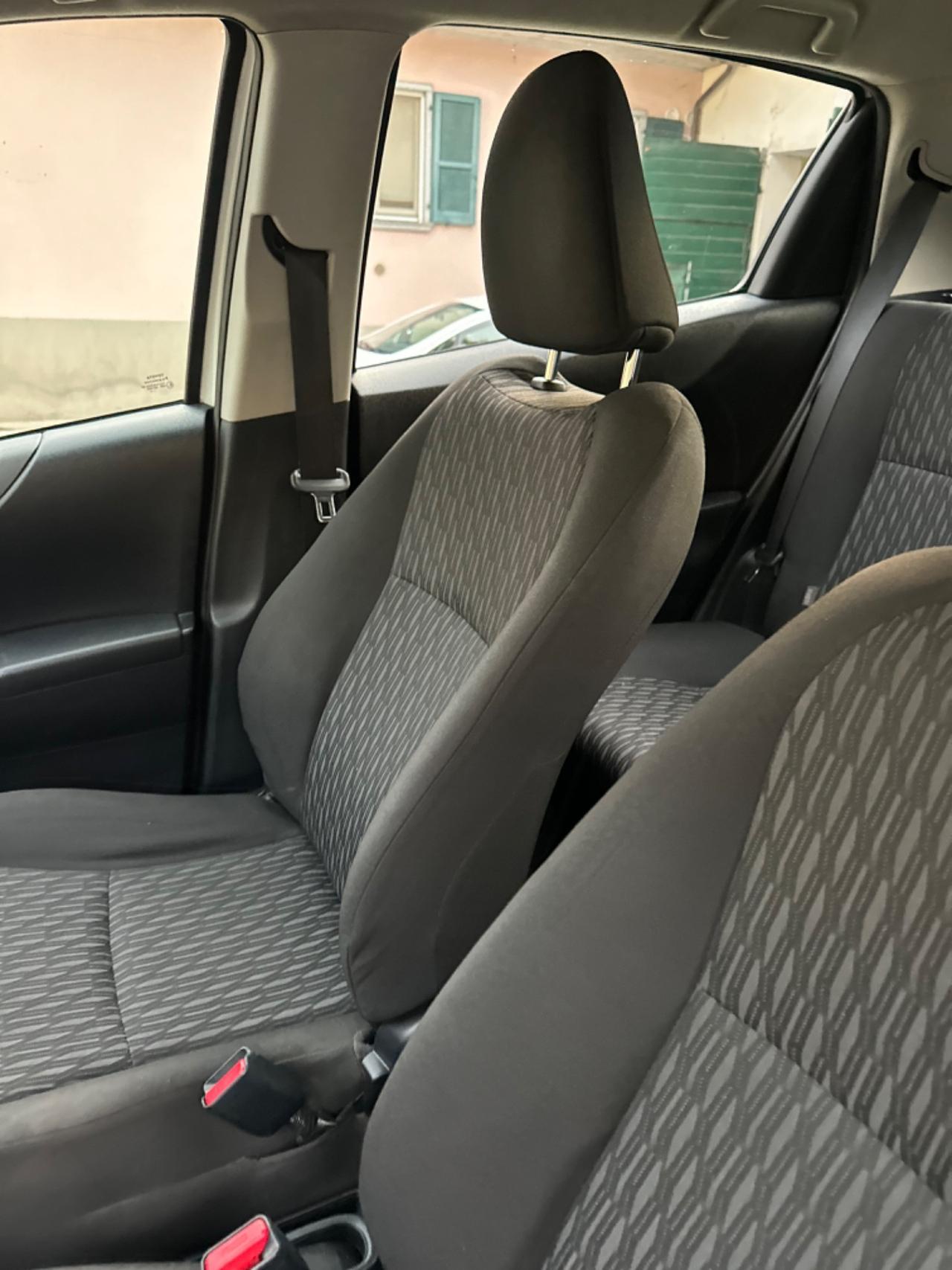 Toyota YARIS 1.0 5P NEOPAT KMCERT GARANZ UNICOPR