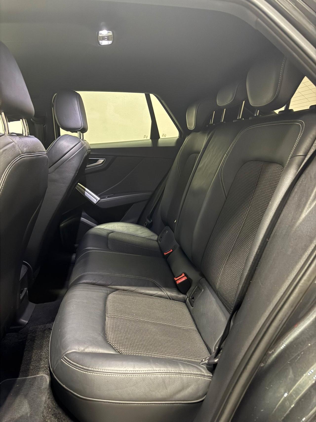 Audi Q2 SQ2 TFSI quattro S tronic