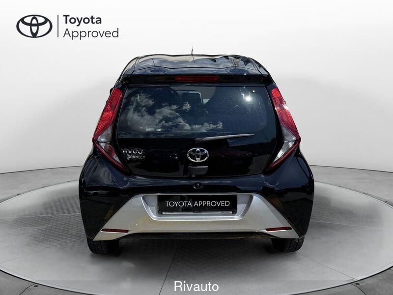Toyota Aygo Connect 1.0 VVT-i 72 CV 5 porte x-fun