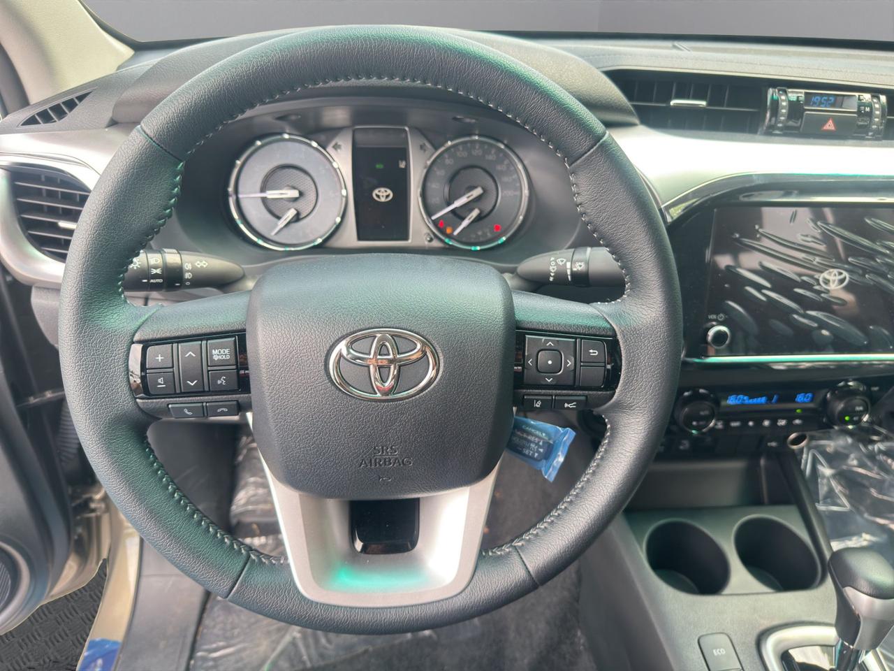 Toyota Hilux MY25 2.4 d-4d double cab Executive
