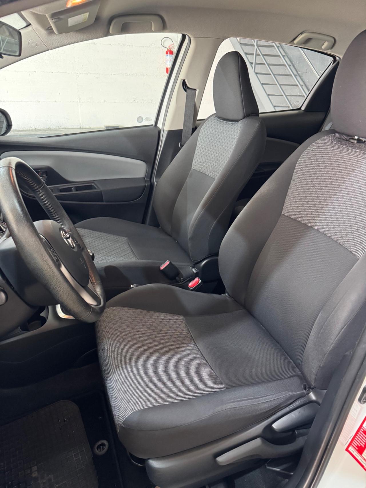 Toyota Yaris 1.4 D-4D 5 porte Active