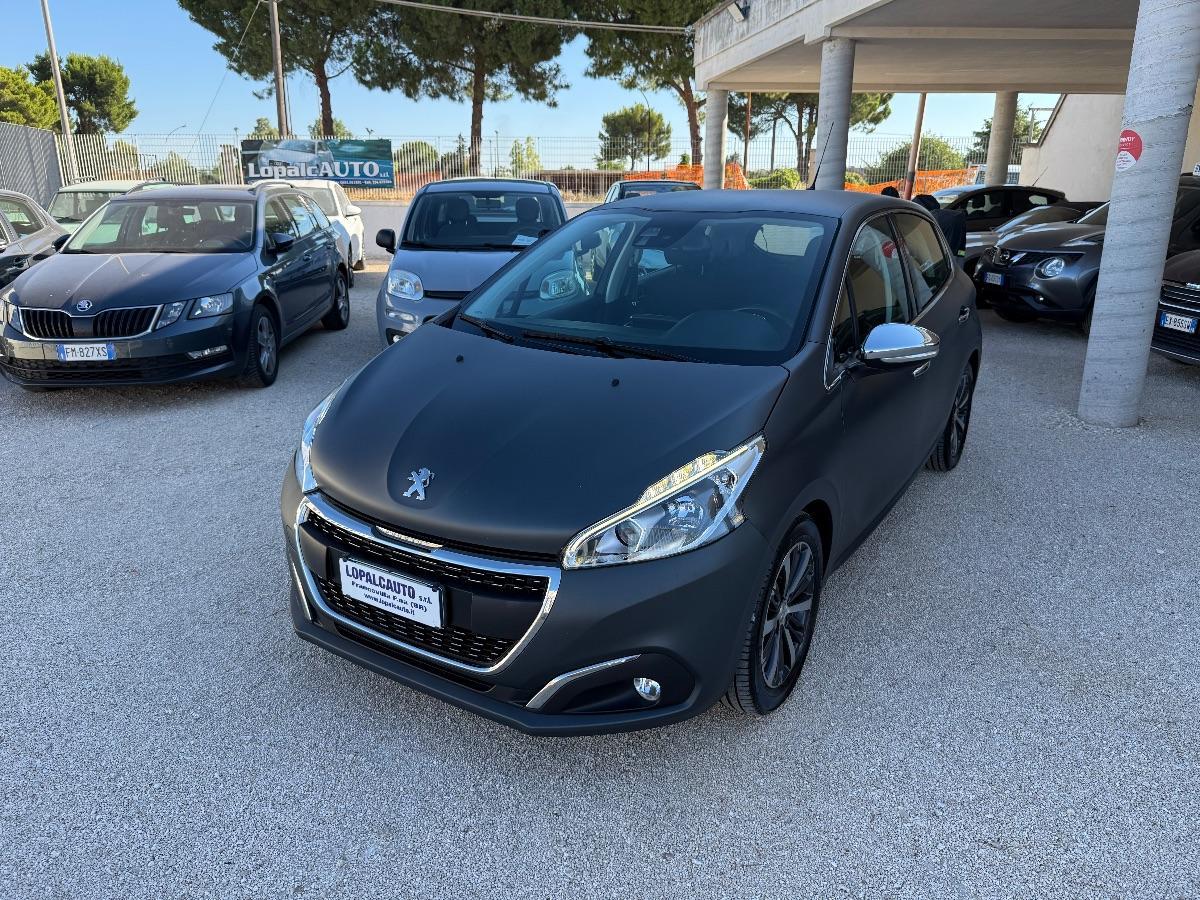 PEUGEOT 208 1.6 BlueHDi 100 5p. Allure; Grigio Opaco; Navi; Telecamera;